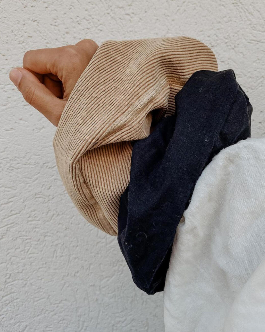 SULTANY oversized scrunchies