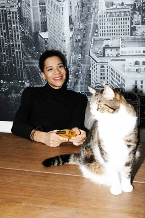 Rebecca Horner meets INA KENT