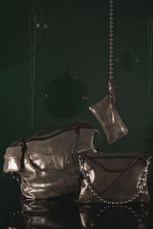 Weihnachten mit INA KENT – XL-Tasche DELA EDEN ed.1, ILU ed.3 und MOONLIT in eco antique metallic anthra